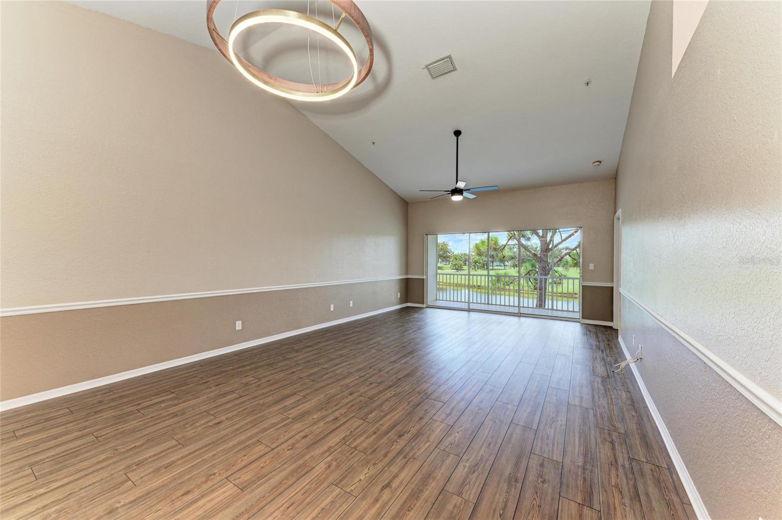 6618 PINEVIEW TER #6618