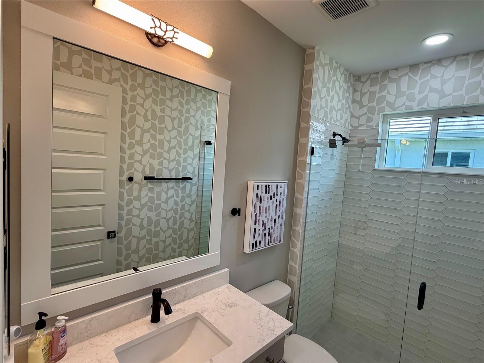 1007 WATERLINE CT