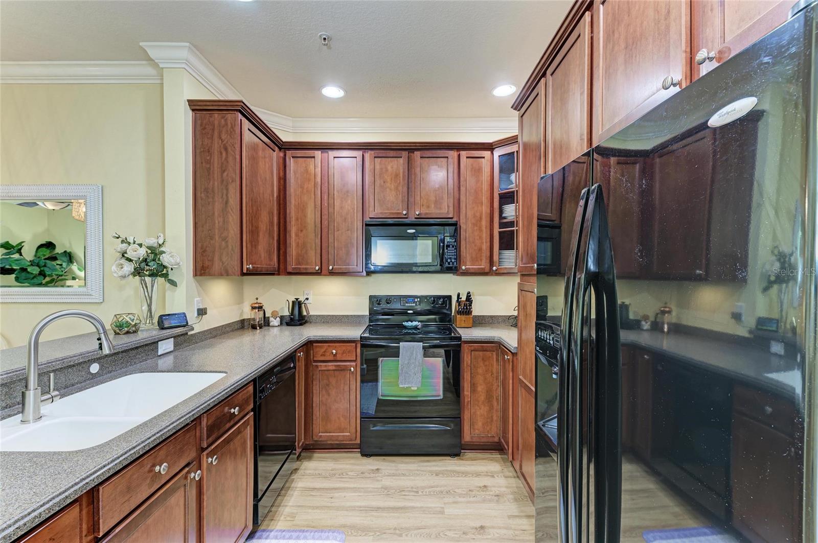 8015 LIMESTONE LN #15-101