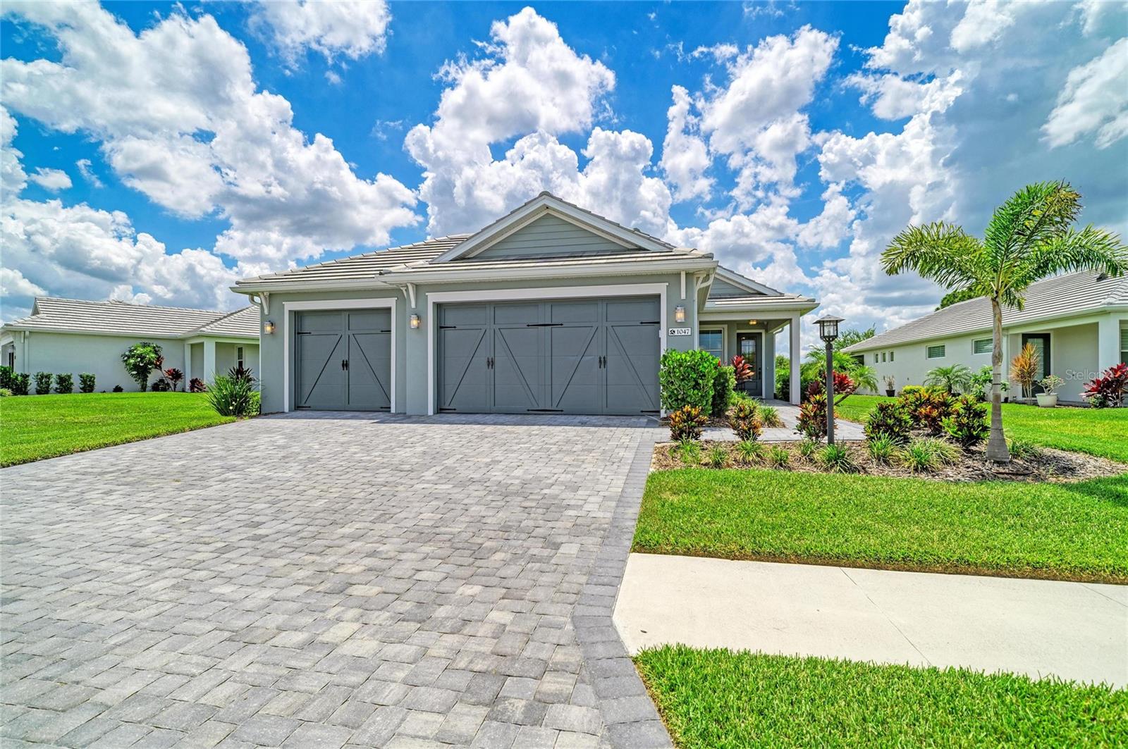 1047 WATERLINE COURT