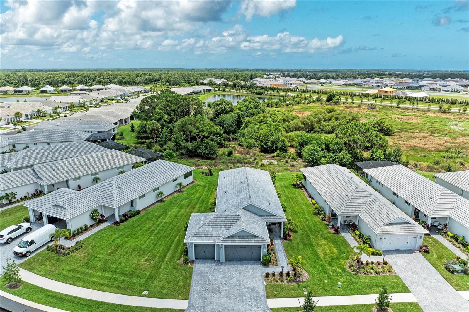 1047 WATERLINE COURT