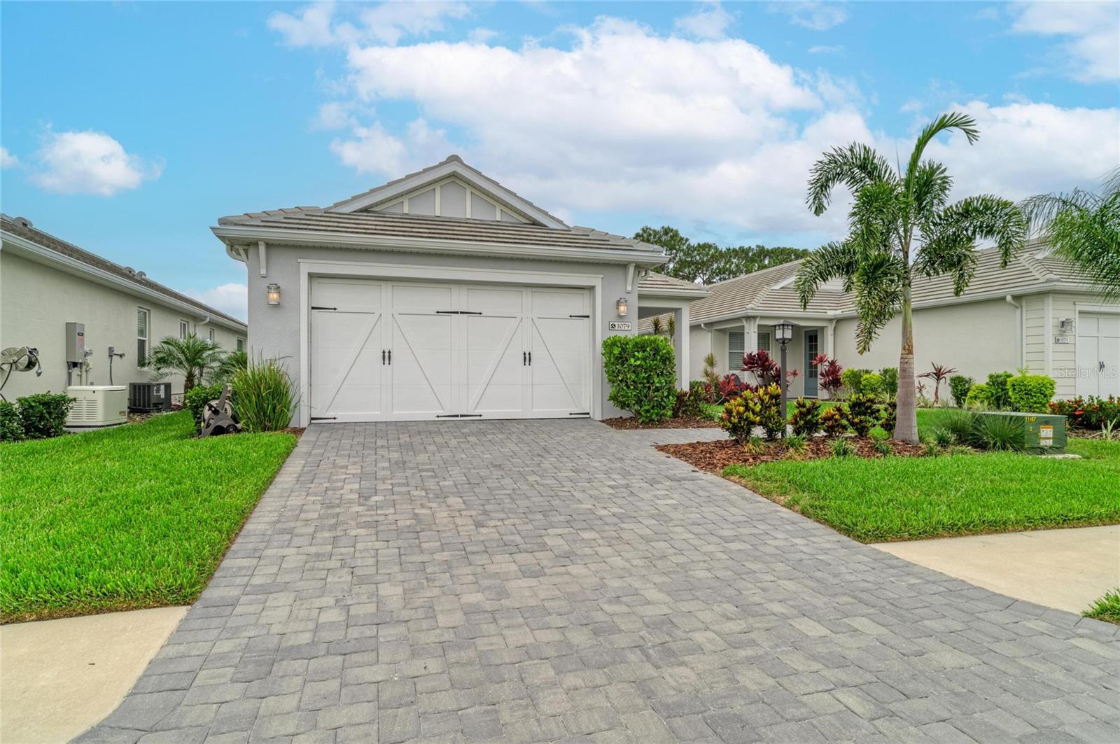 1079 WATERLINE CT