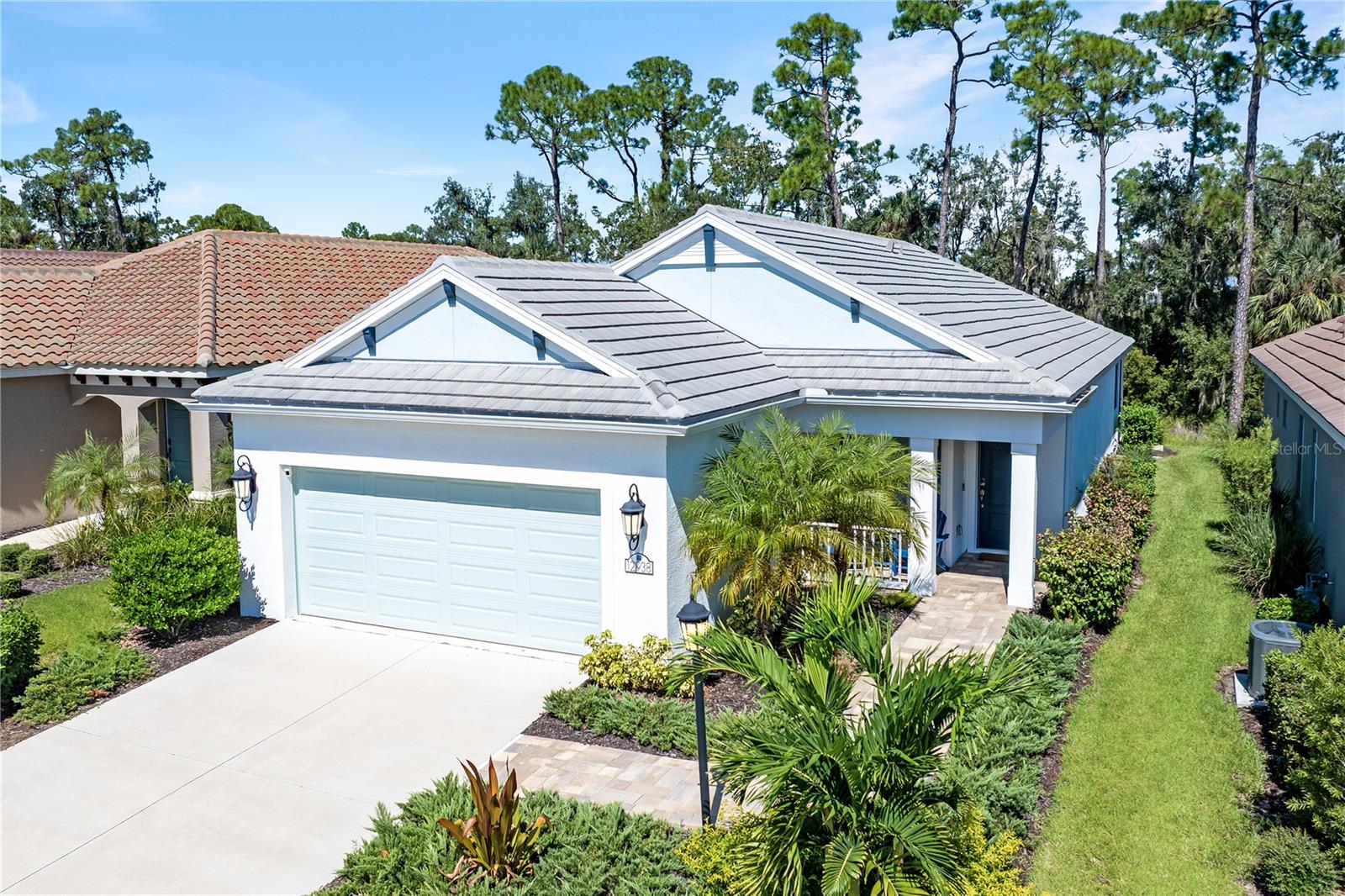 12938 TRUE BLUE CIR