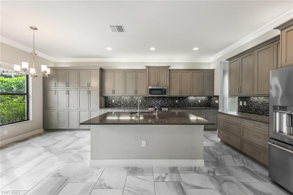 4609 Azalea Drive DR