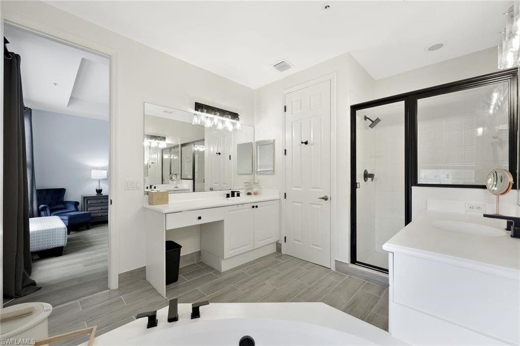 1430 Mariposa CIR 102