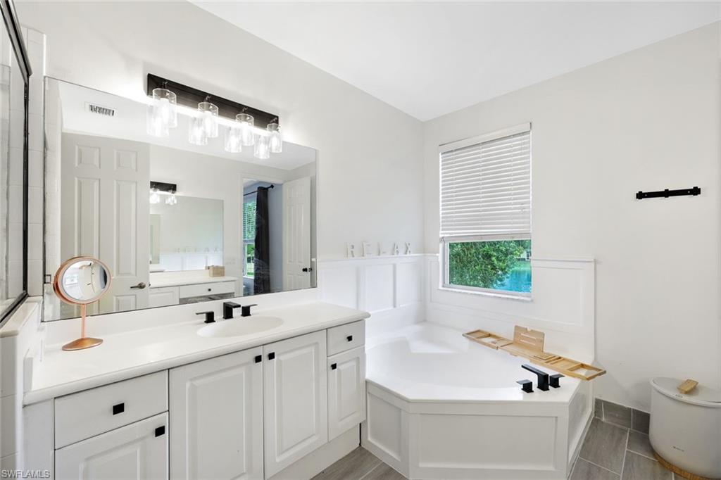 1430 Mariposa CIR 102