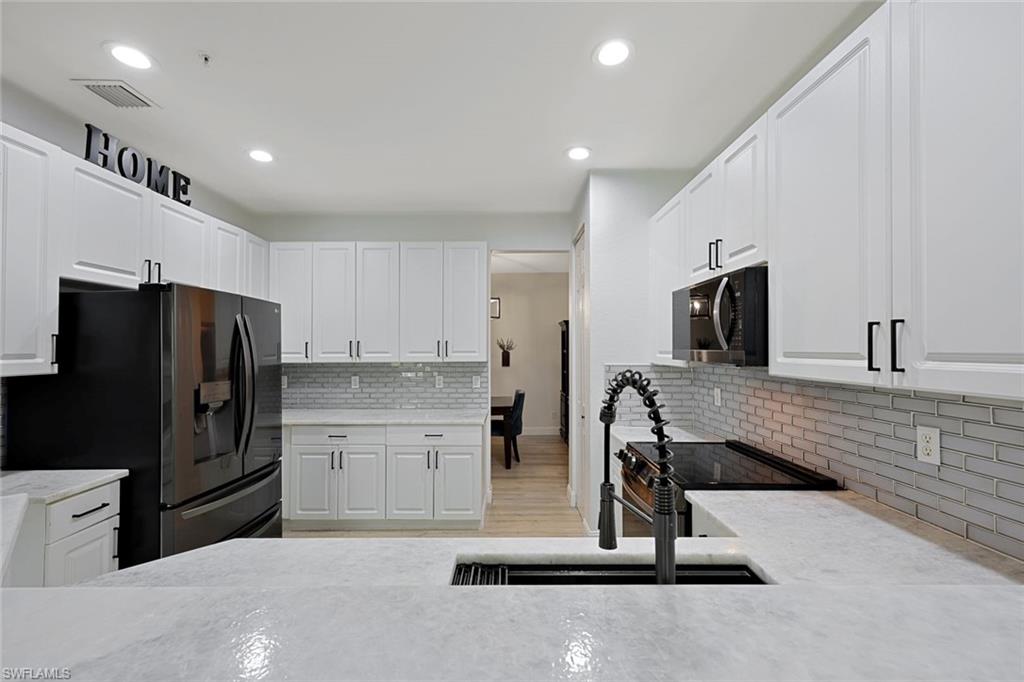 1430 Mariposa CIR 102