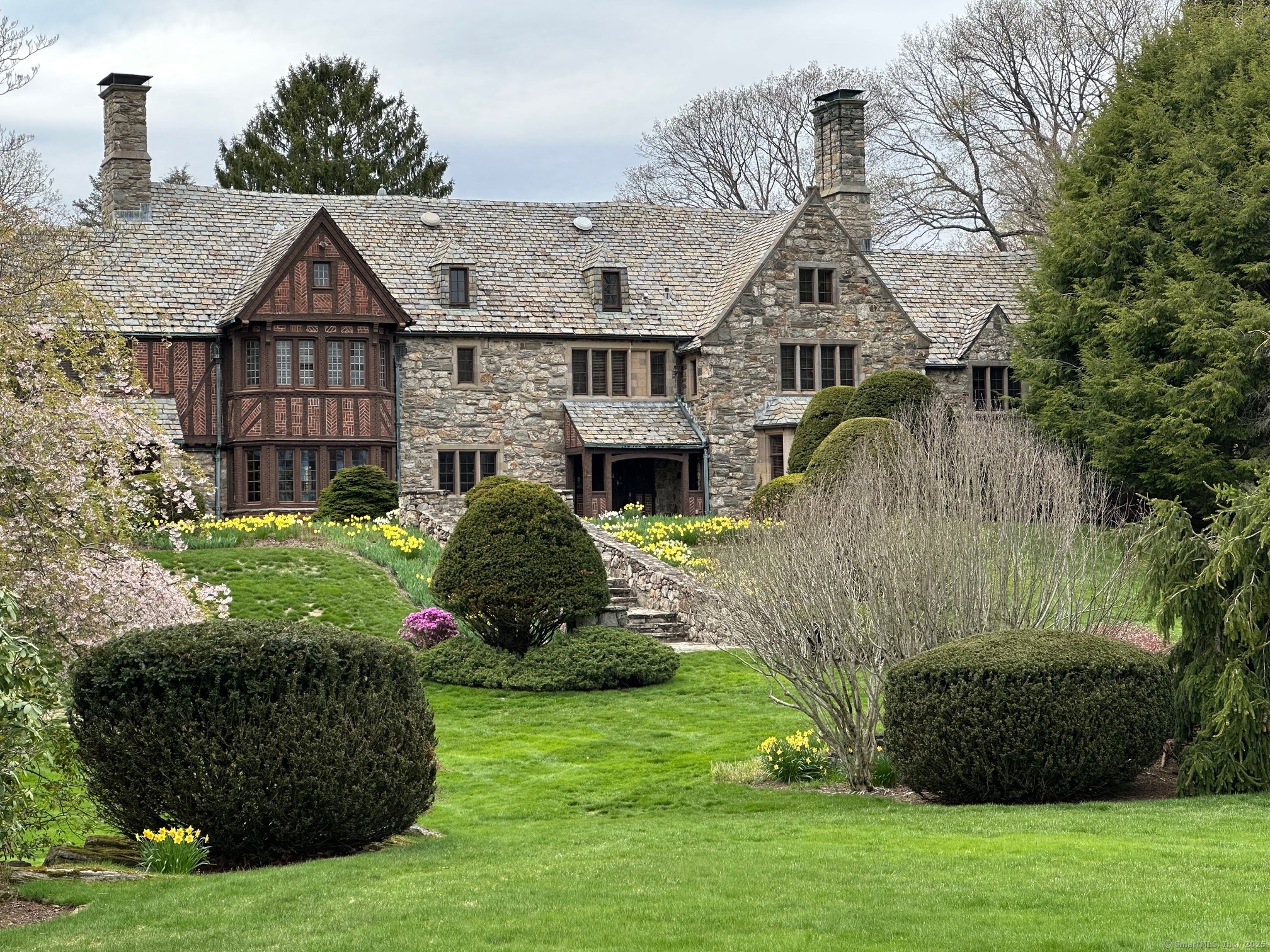 35 Dogwood Lane