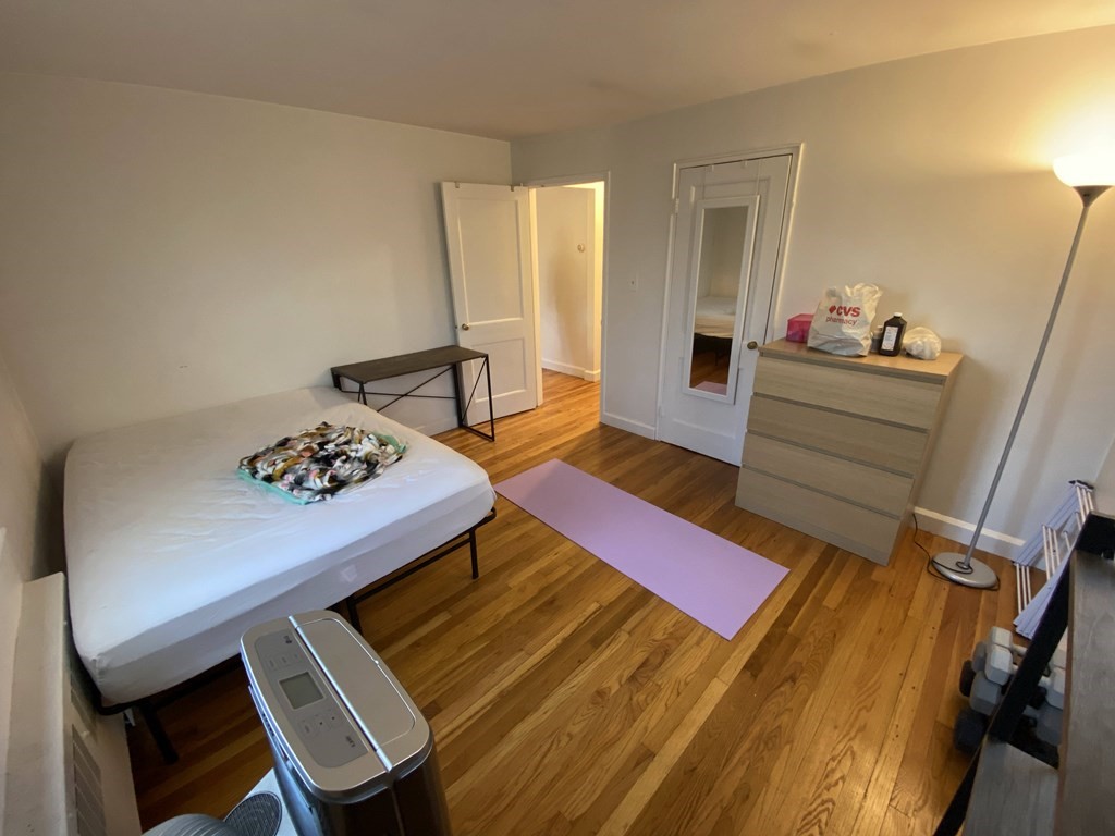 932 Massachusetts Ave # 3