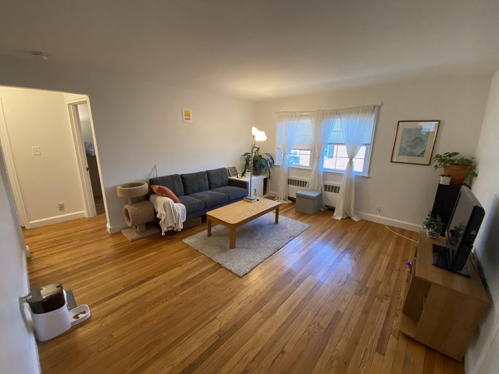 932 Massachusetts Ave # 3