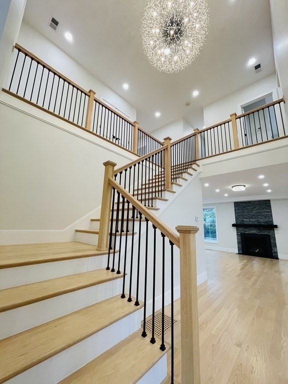 73 Saint Mary St