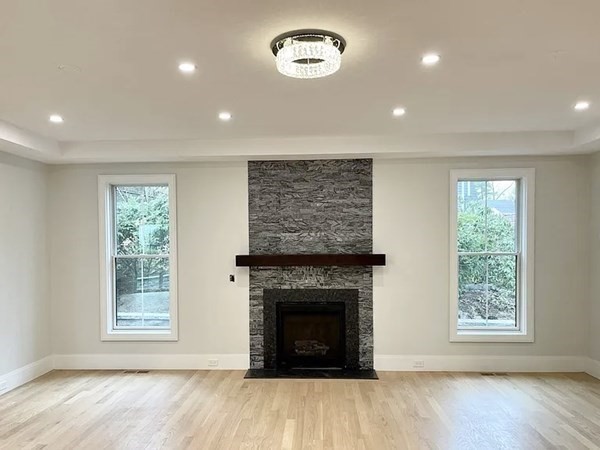 73 Saint Mary St
