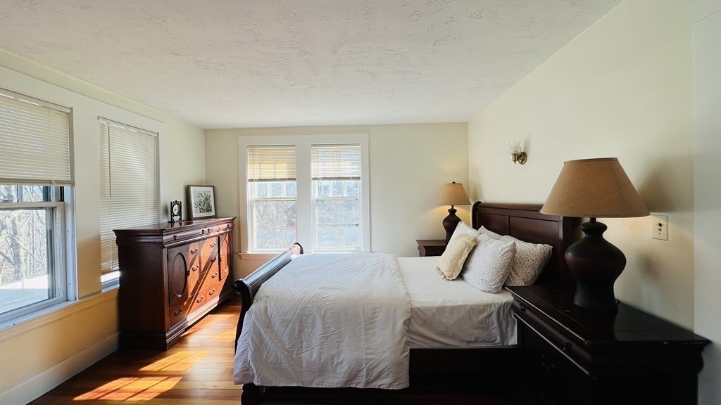 36 Evergreen Ave Unit: Entire Home