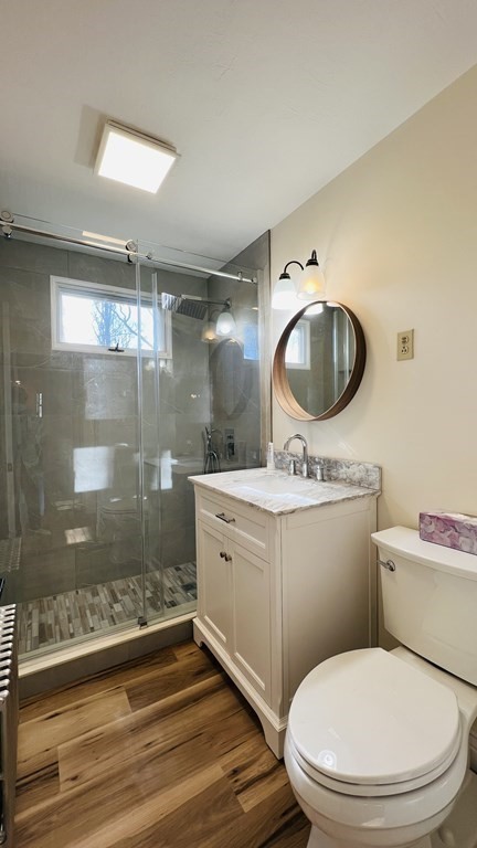 36 Evergreen Ave Unit: Entire Home