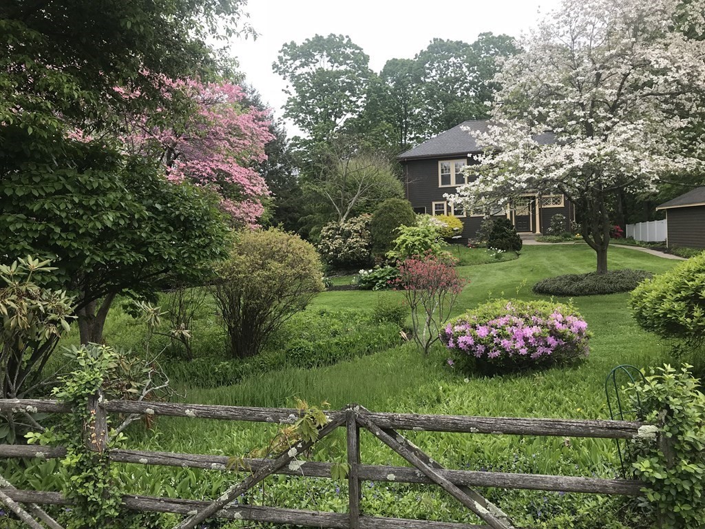 36 Evergreen Ave Unit: Entire Home