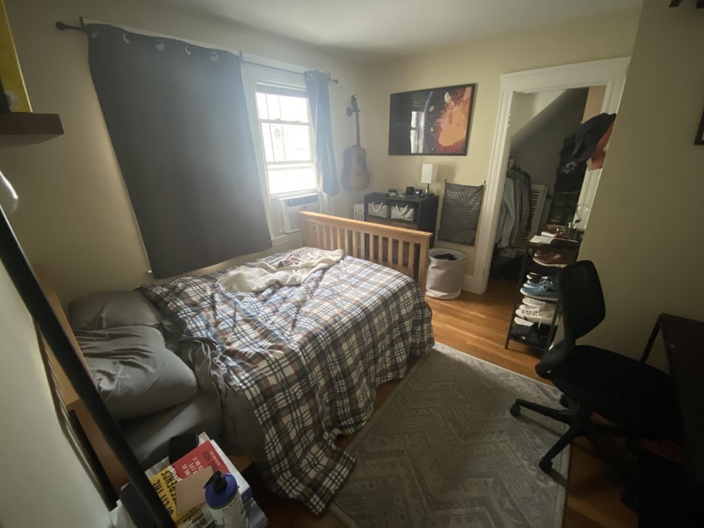 70 Cresthill Rd # 1