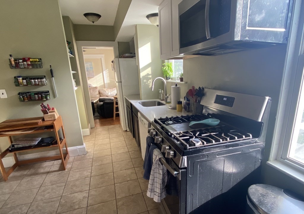 70 Cresthill Rd # 1