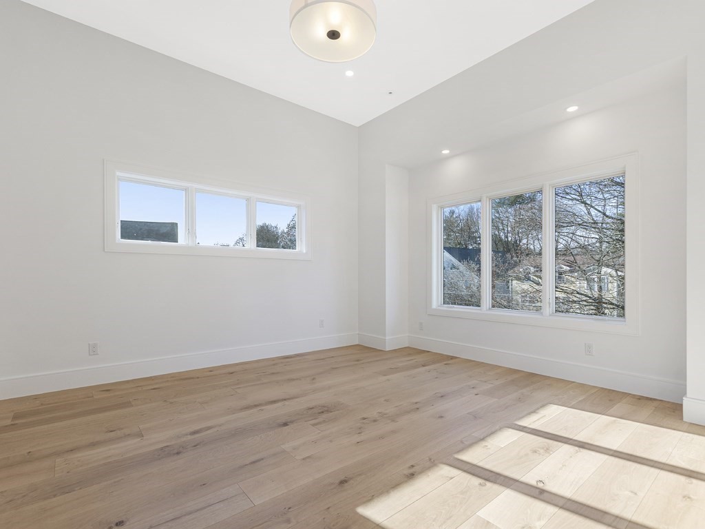16 Scotney Road # 16