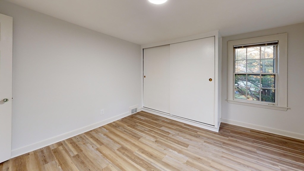 44 Walnut Place Unit: Entire Home