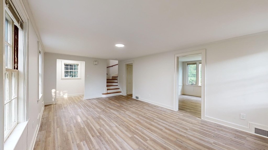 44 Walnut Place Unit: Entire Home