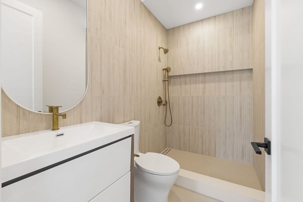 27 Rosalie Road