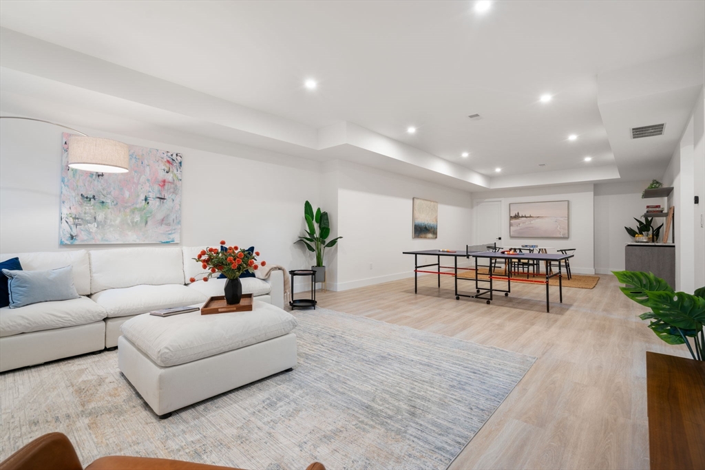 56 Dearborn Street # 56