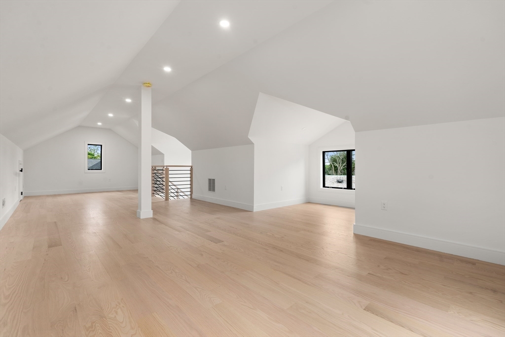 180 Hunnewell Ave # 180
