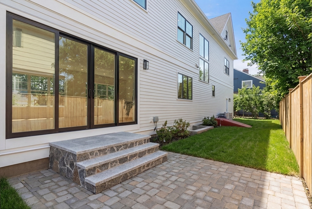 5 Morseland Ave
