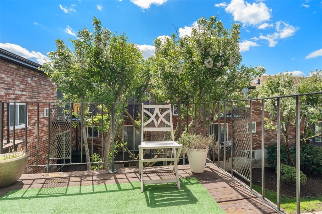 24 Westgate Road # 5