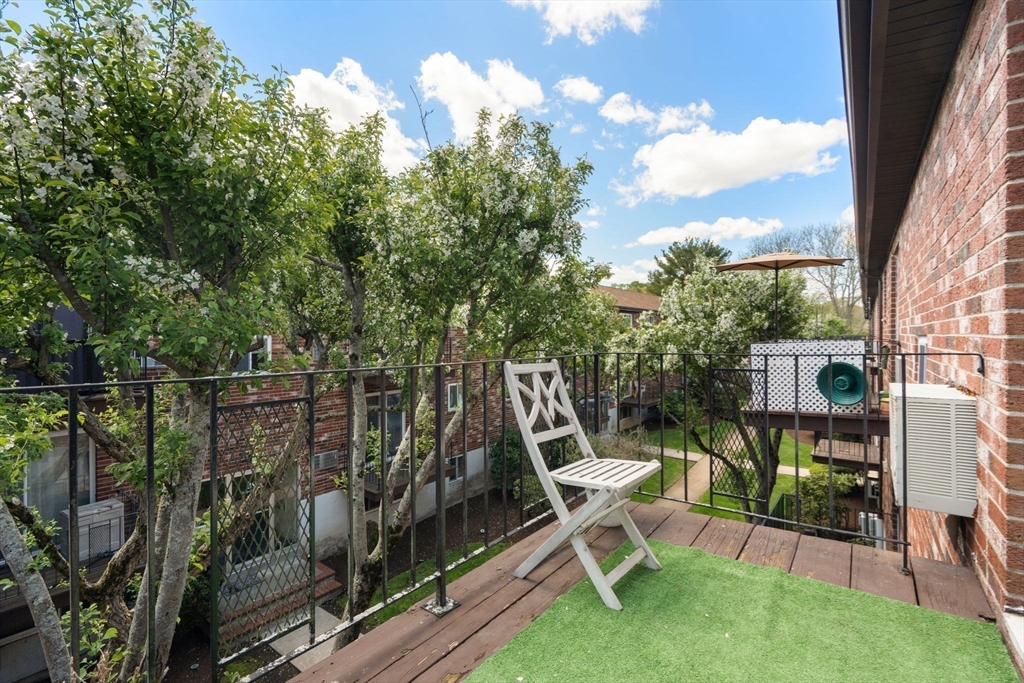 24 Westgate Road # 5