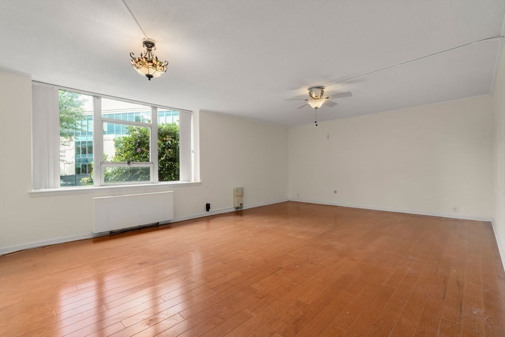 280 Boylston St # 111