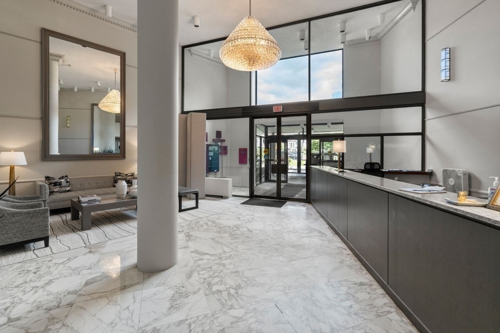280 Boylston St # 111