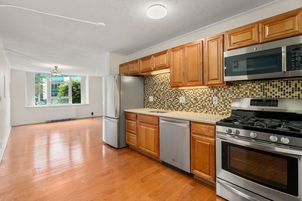 280 Boylston St # 111