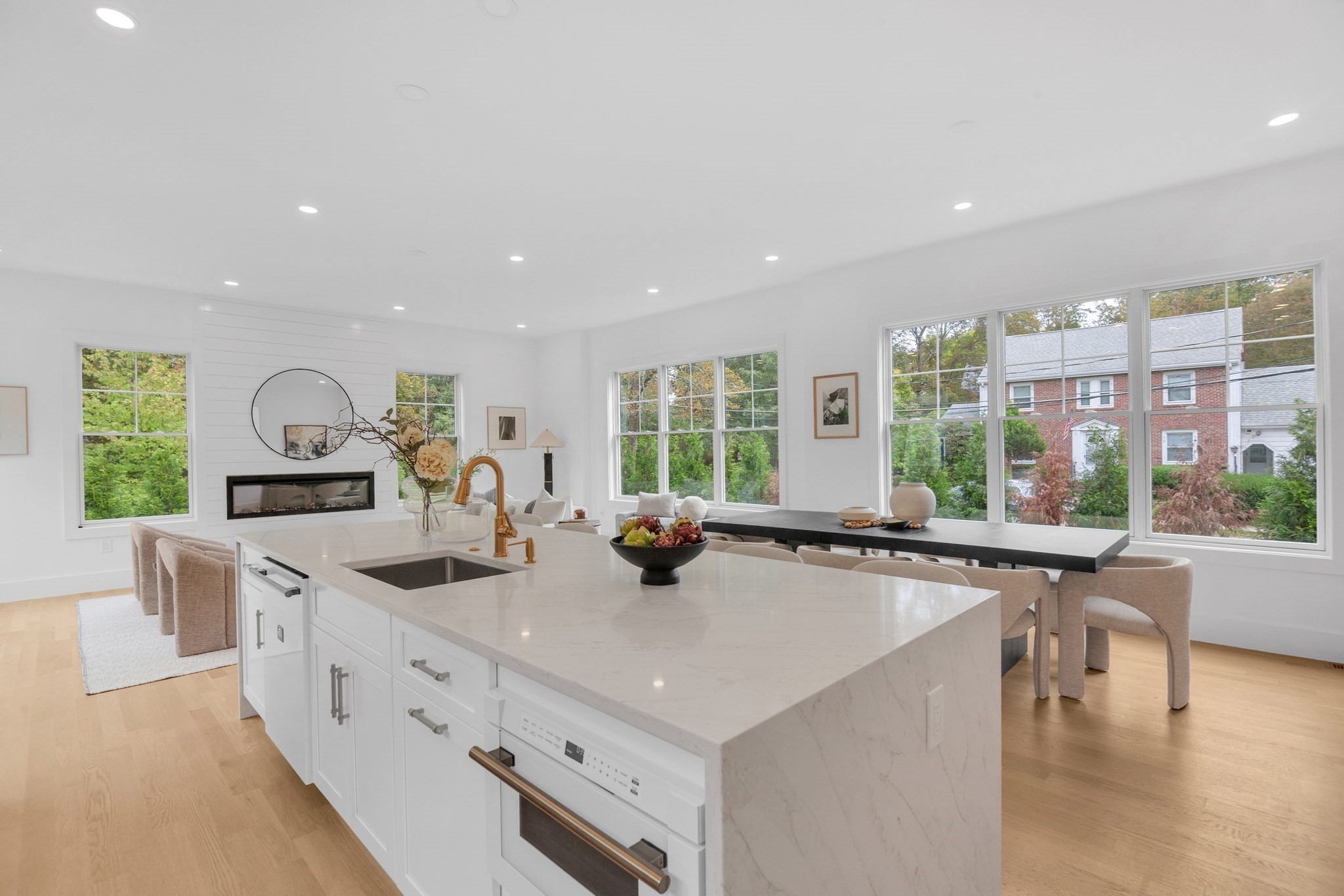 9 Morseland Ave