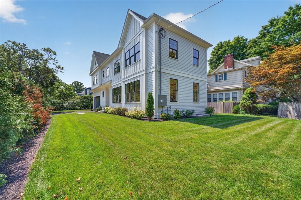 9 Morseland Ave