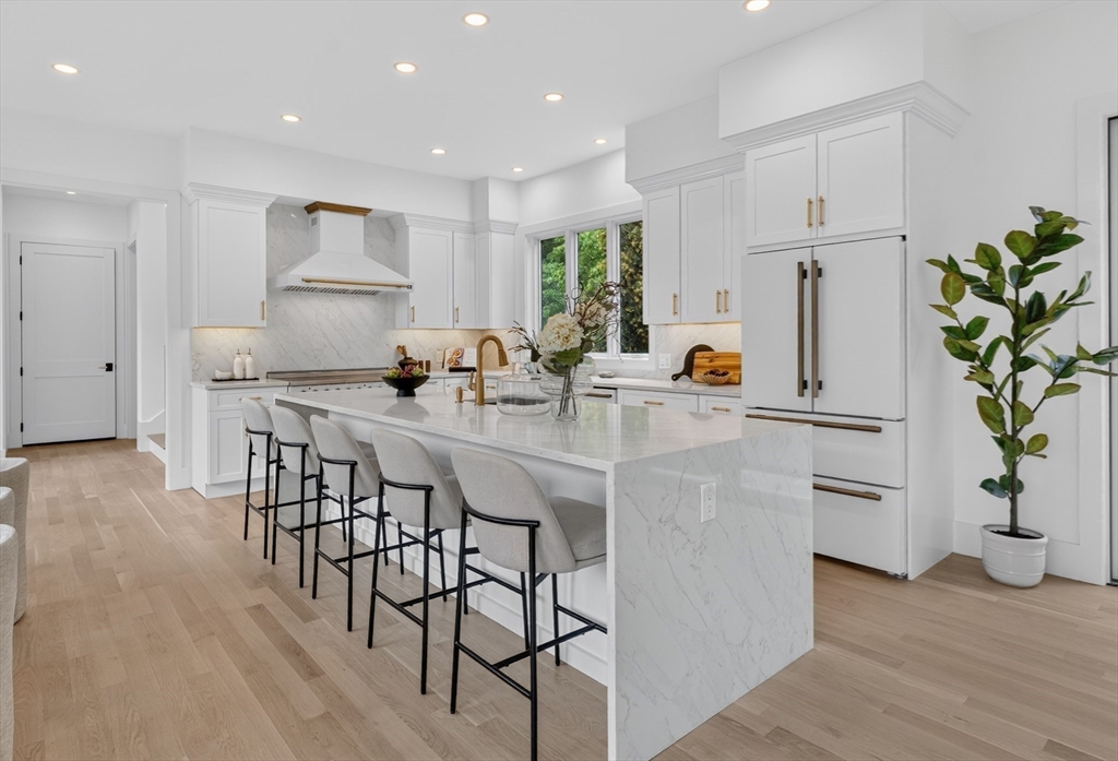 9 Morseland Ave
