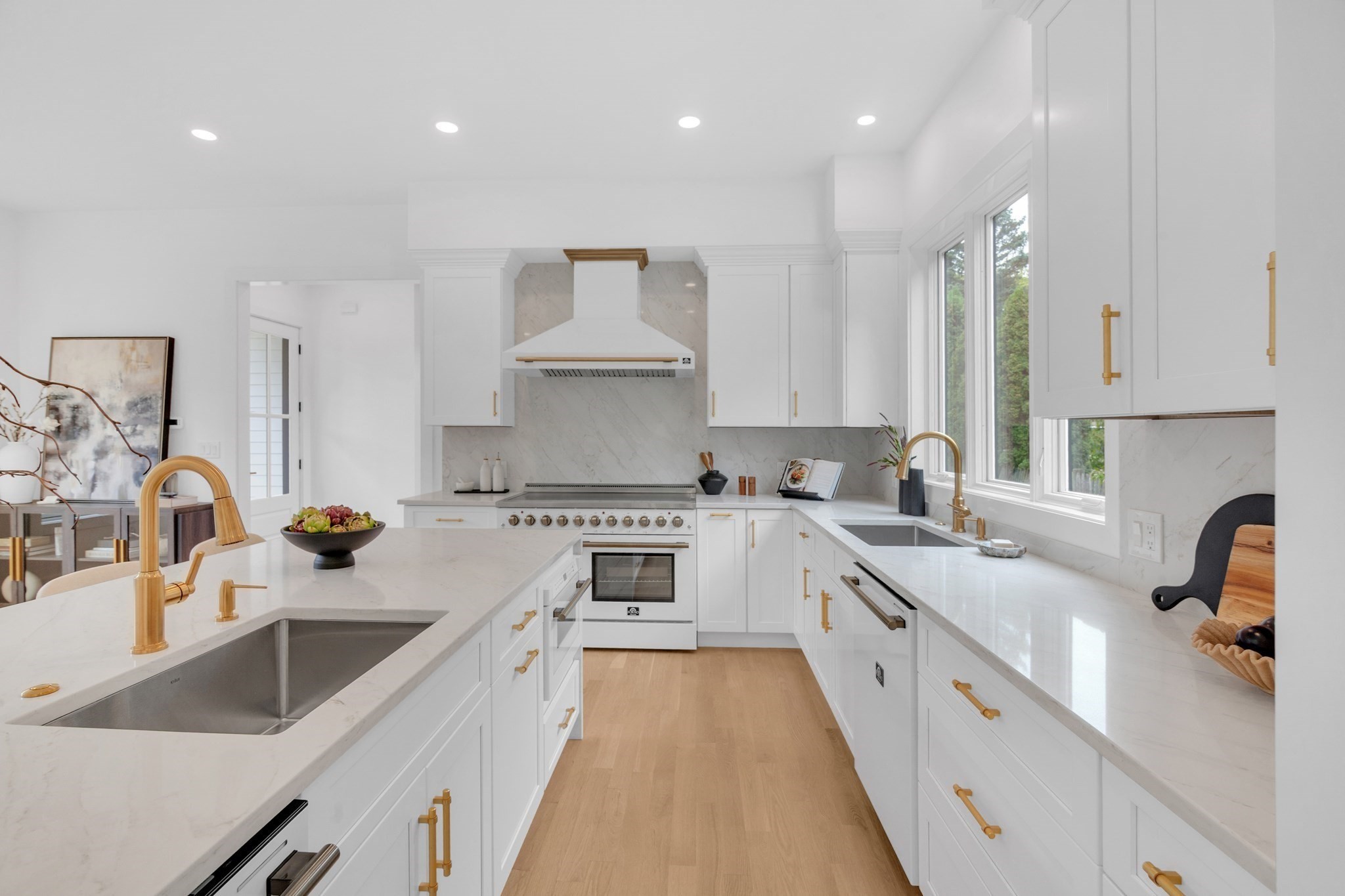 9 Morseland Ave