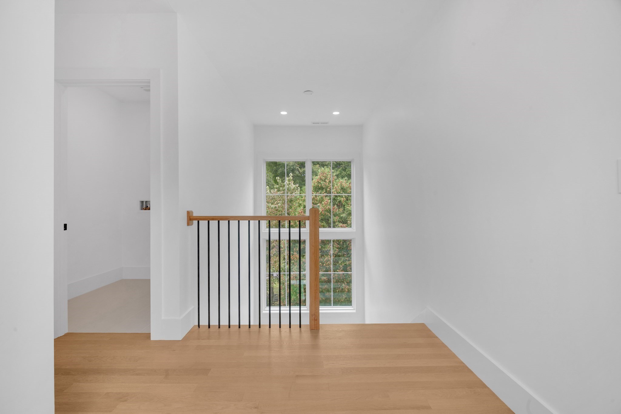 9 Morseland Ave