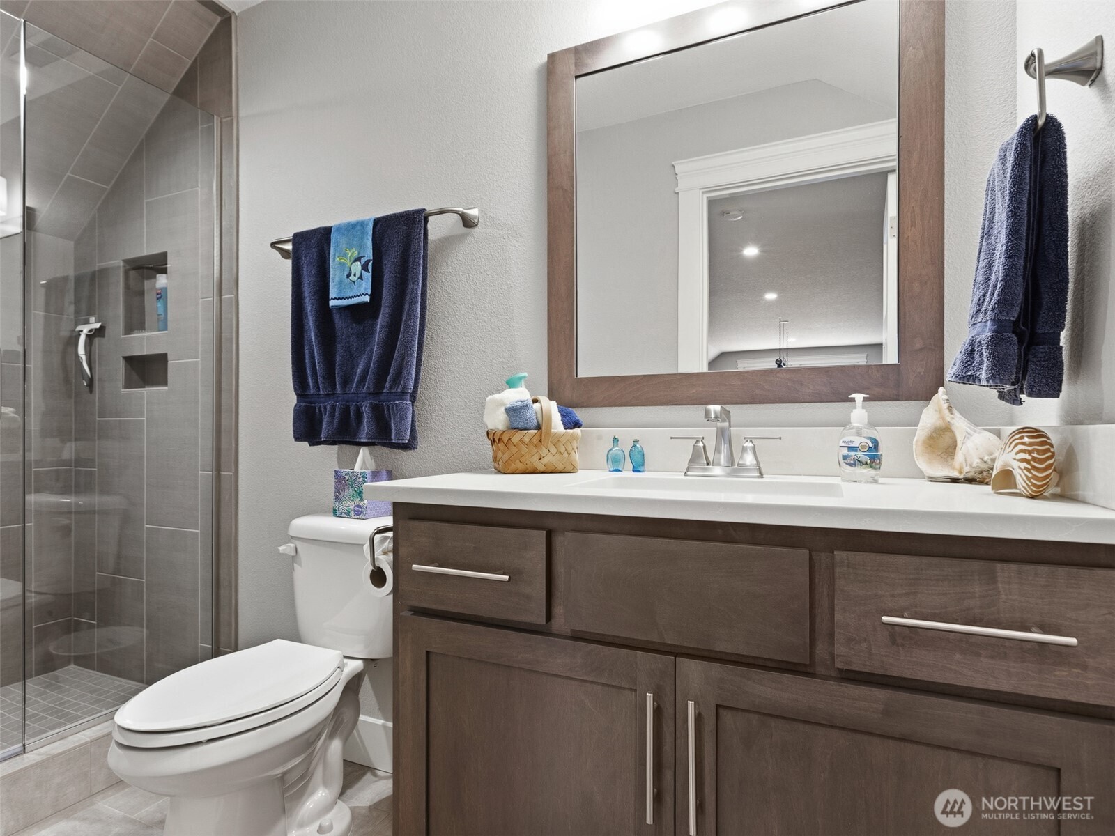 5707 NE 131st Street