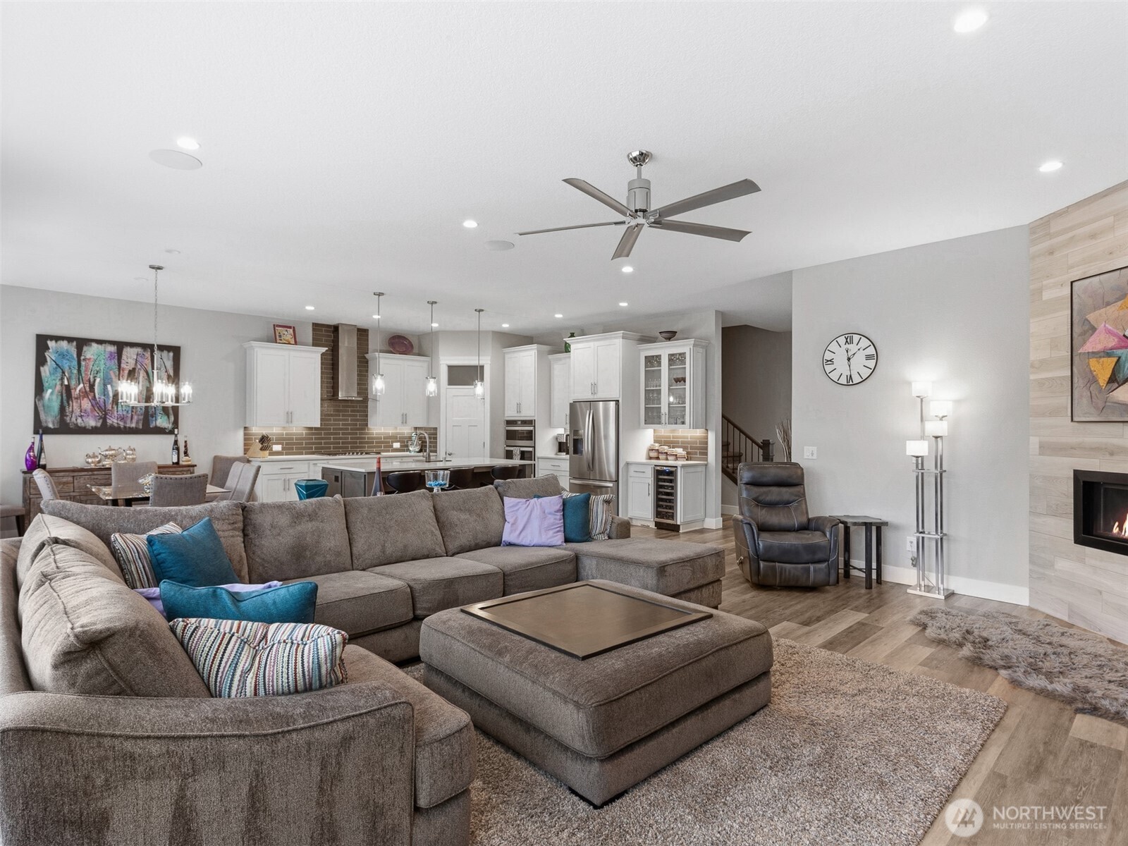 5707 NE 131st Street