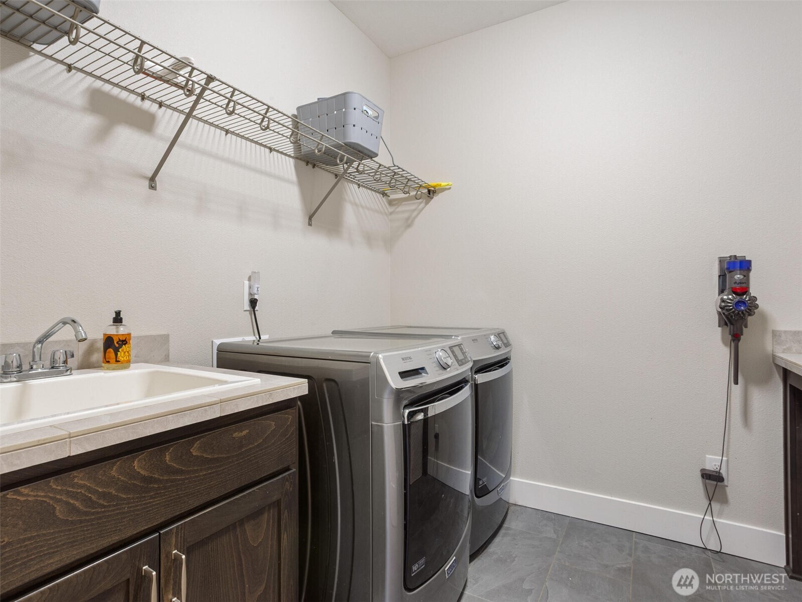 5607 NE 134th Street