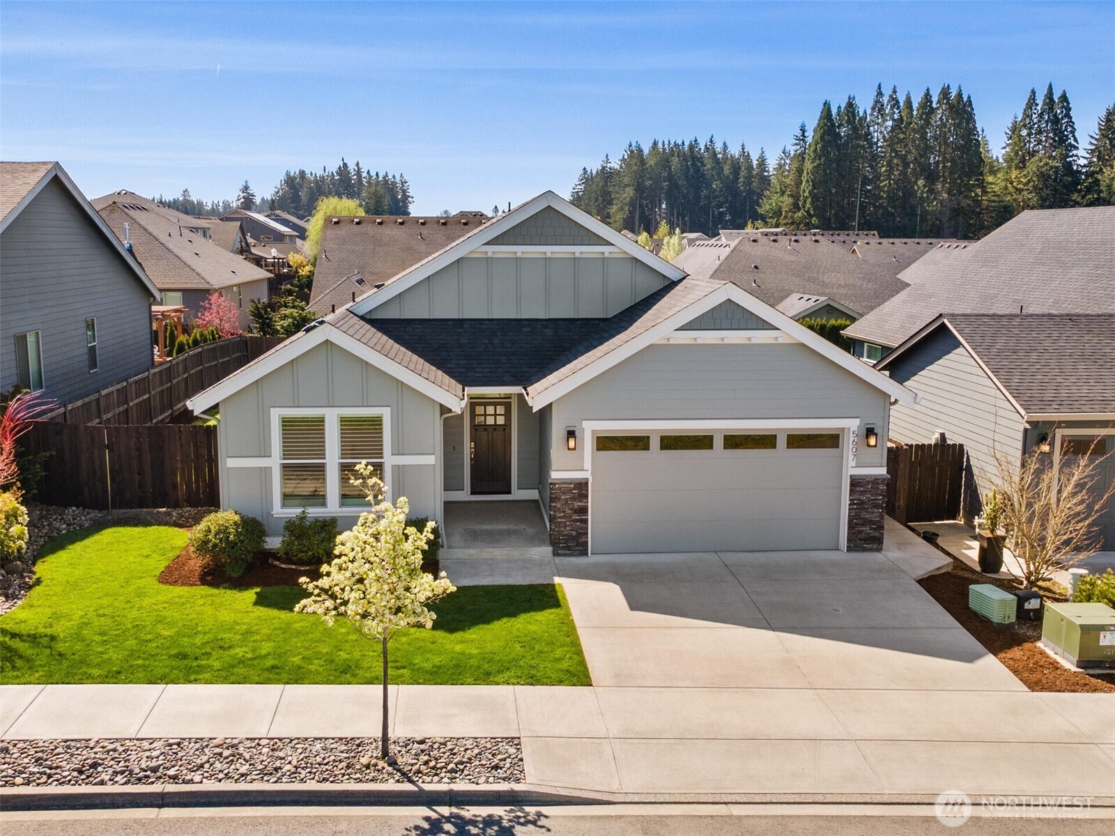 5607 NE 134th Street