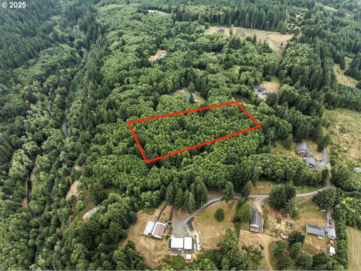 1550 SLIDE CREEK RD