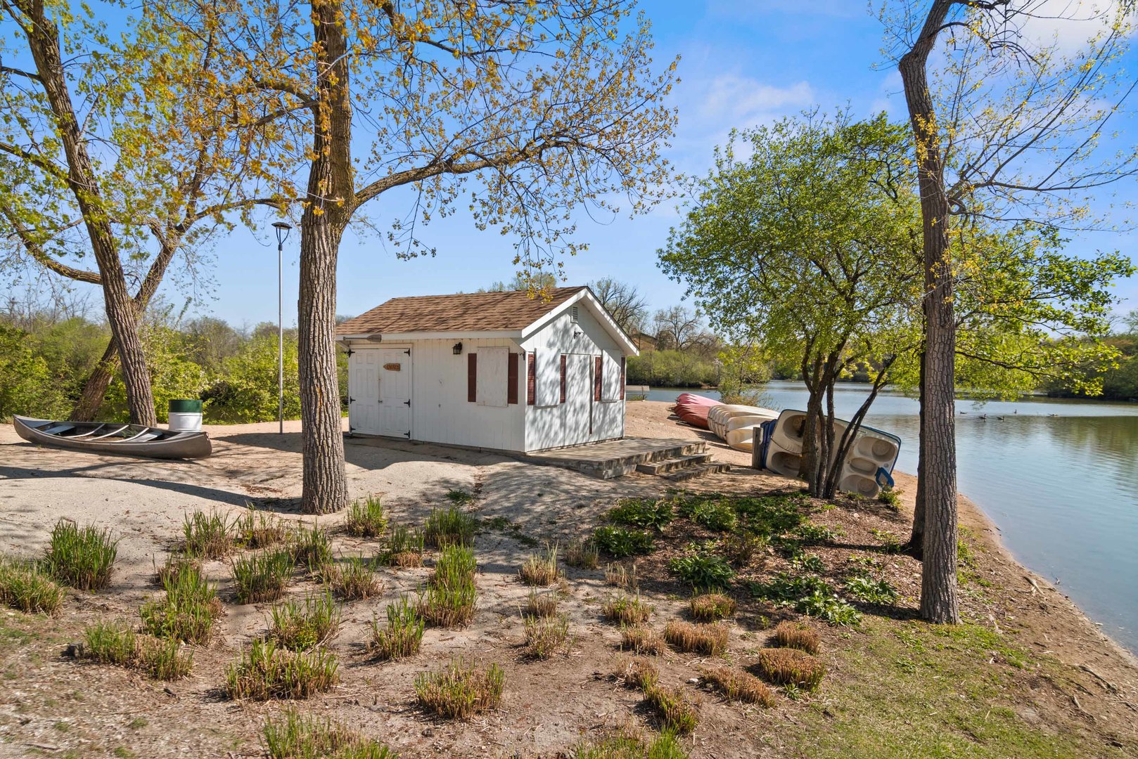 5950 Oakwood Drive Unit: 4B