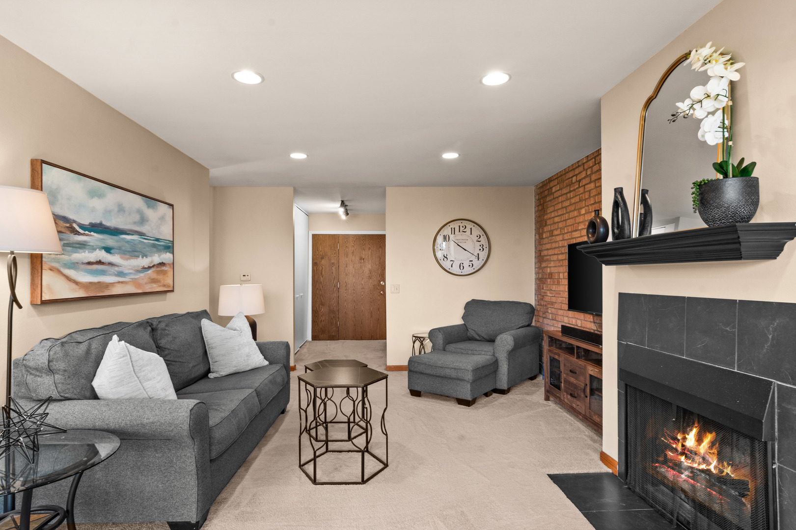 5950 Oakwood Drive Unit: 4B