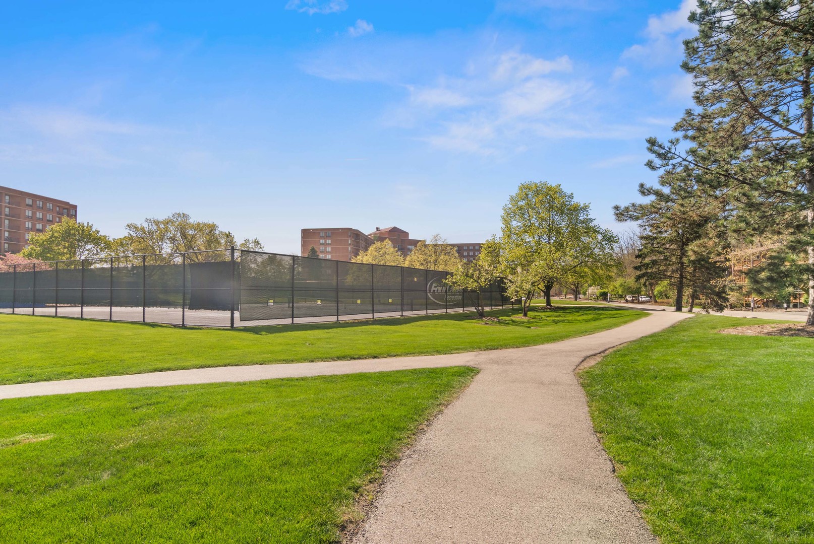 5950 Oakwood Drive Unit: 4B