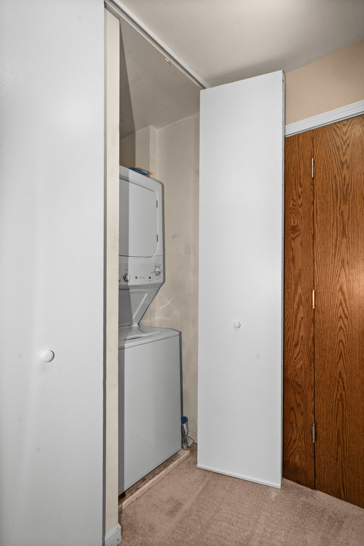 5950 Oakwood Drive Unit: 4B
