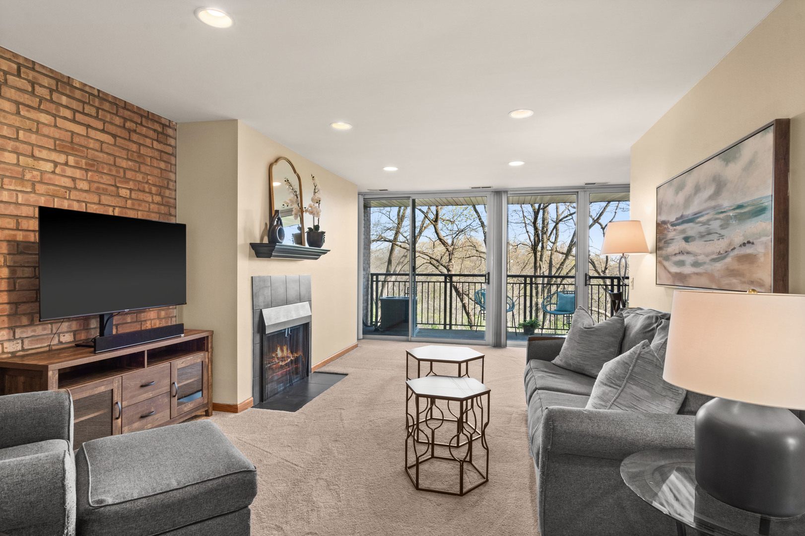5950 Oakwood Drive Unit: 4B