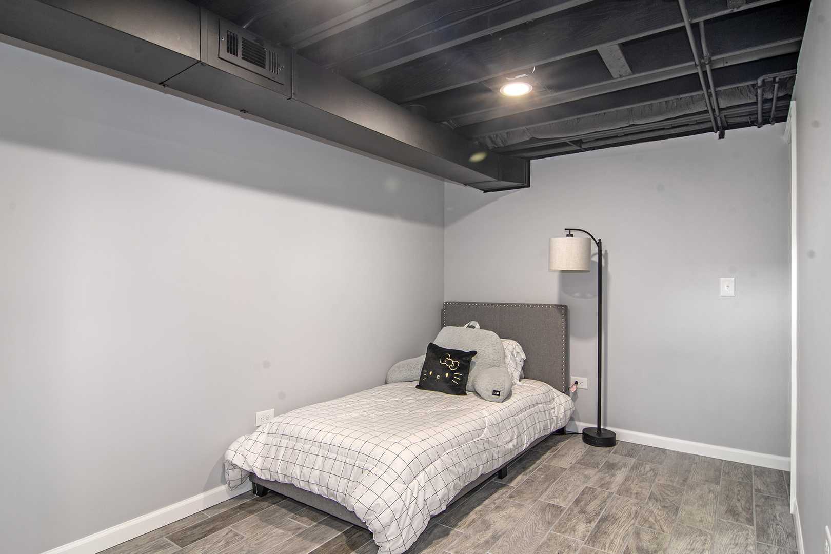 3122 Village Green Drive