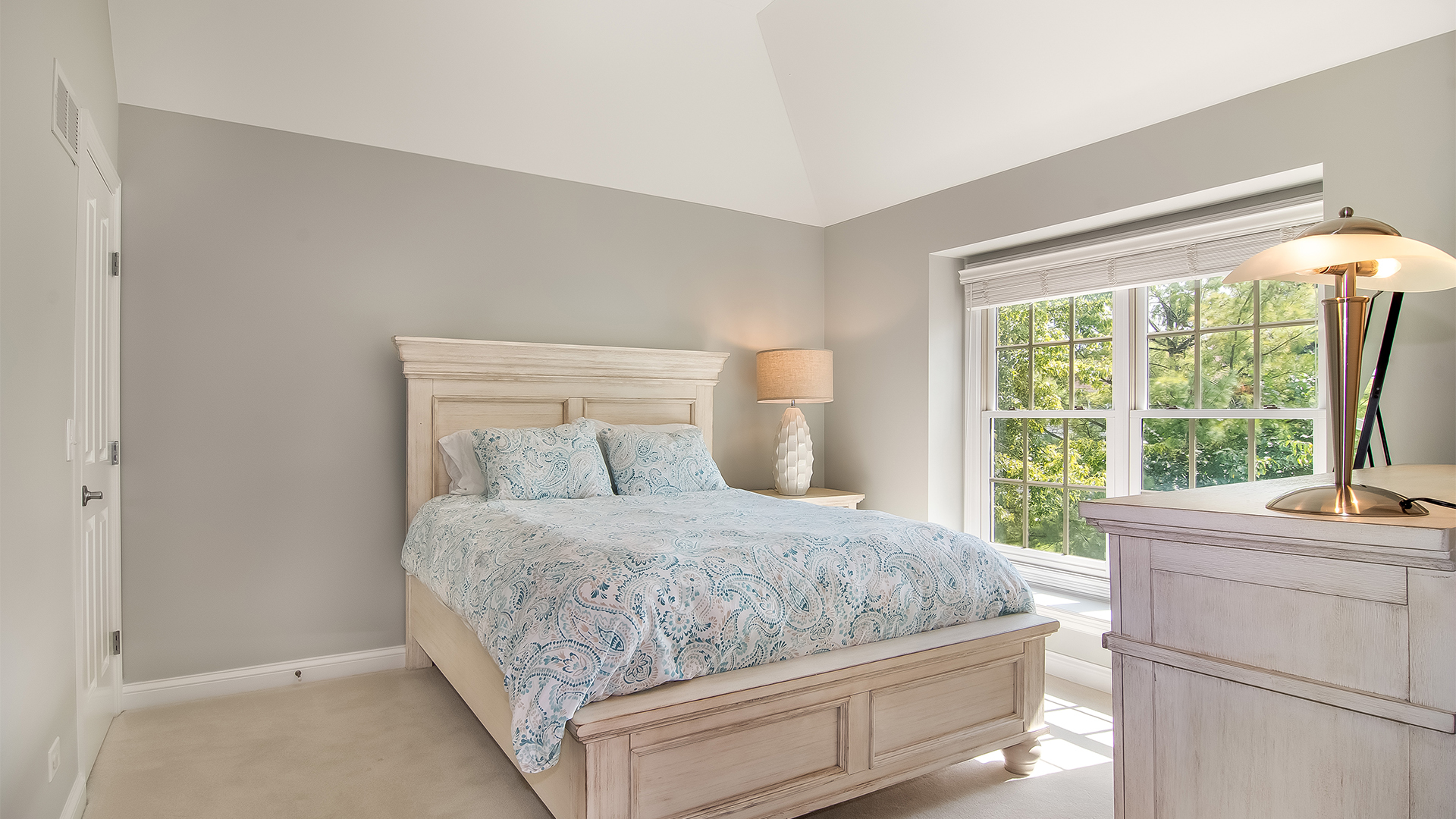 3828 Mistflower Lane